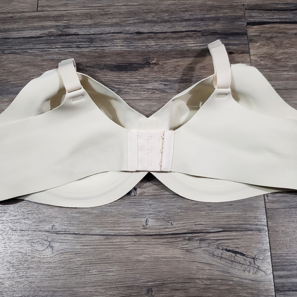 Cacique bra 44c - Picture 3 of 7